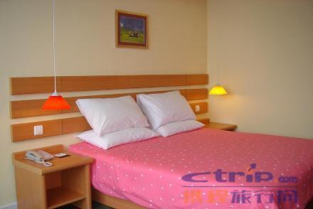 Home Inn (Shanghai Jiadin Qinghe Road)