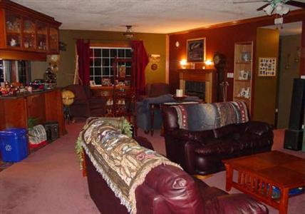 Bears' Den B&B