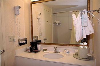 DoubleTree by Hilton Hotel Mahwah