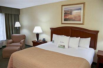 DoubleTree by Hilton Hotel Mahwah