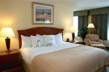 DoubleTree by Hilton Hotel Mahwah