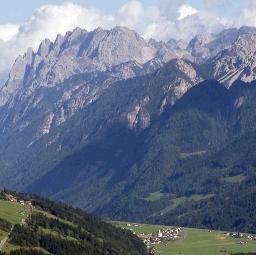 Strasserwirt**** Herrenansitz zu Tirol