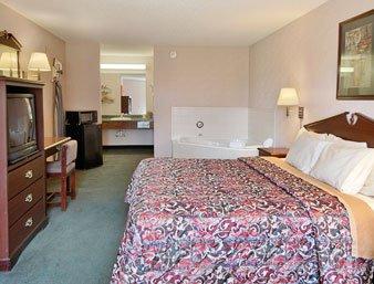 Macon Days Inn