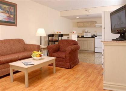 Cumberland Island Inn & Suites