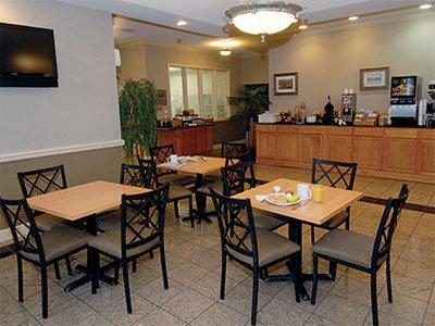 Cumberland Island Inn & Suites