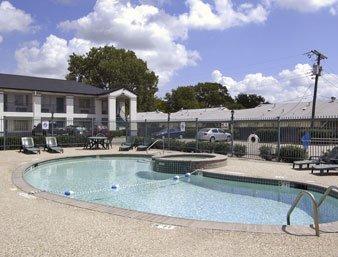 Howard Johnson Express Grand Prairie