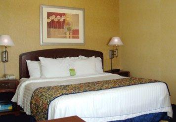 Courtyard by Marriott Milwaukee North/Brown Deer