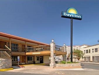 Days Inn Alamo/Riverwalk