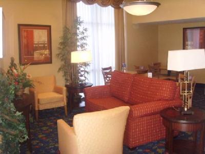 Holiday Inn Express Macon (I-75 & Riverside)