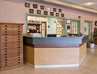 Days Inn and Suites Elkins