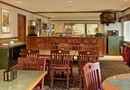 Baymont Inn & Suites Grand Rapids Airport