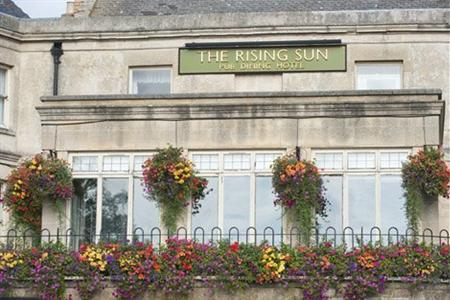 Rising Sun Hotel Cheltenham