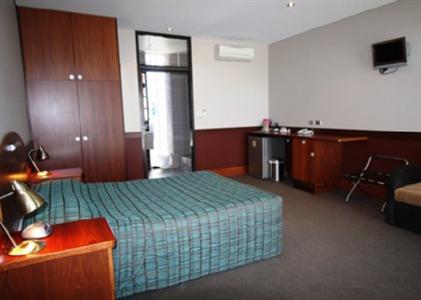 Comfort Hotel Highlander Adelaide