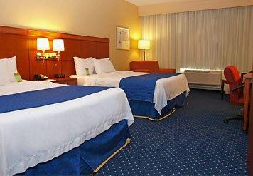 Courtyard by Marriott Republic Airport Long Island/Farmingdale
