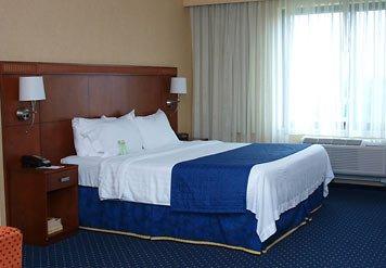 Courtyard by Marriott Republic Airport Long Island/Farmingdale