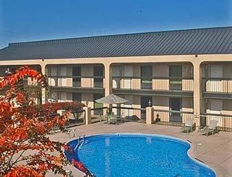 Baymont Inn & Suites Murfreesboro