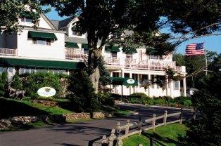 Spruce Point Inn Resort and Spa