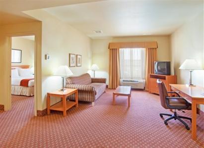 Holiday Inn Express & Suites Fremont Milpitas Central