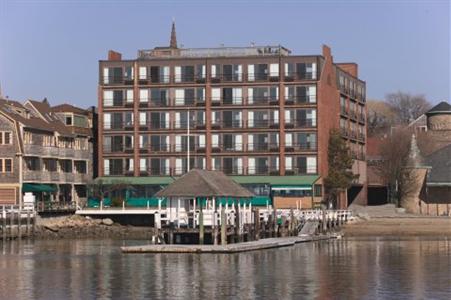 Wyndham Inn on the Harbor