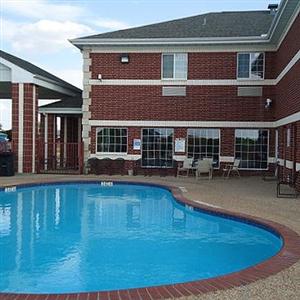 Atria Hotel and RV McGregor