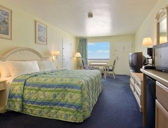 Days Inn Pensacola Beachfront