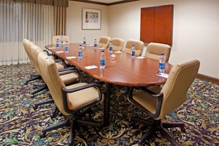 Staybridge Suites Akron-Stow-Cuyahoga Falls