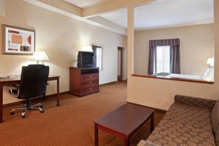 Holiday Inn Express Tiffin