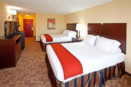 Holiday Inn Express Hotel & Suites Lexington Northeast