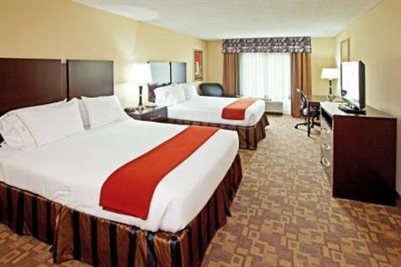 Holiday Inn Express Hotel & Suites Lexington Northeast