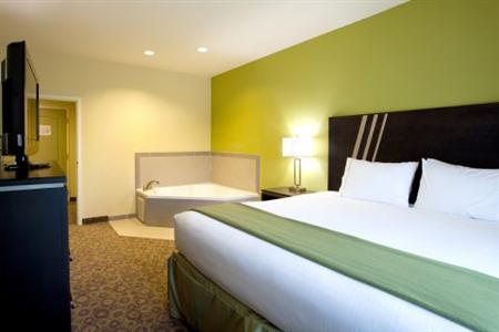 Holiday Inn Express Hotel & Suites Clemson - Univ Area