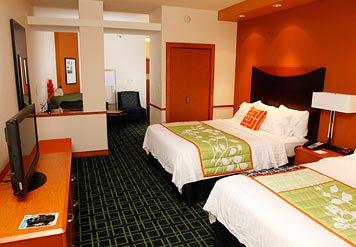 Fairfield Inn & Suites Madison East