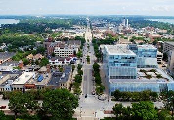 Fairfield Inn & Suites Madison East