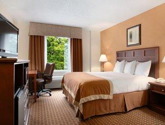 Baymont Inn & Suites Branson-On the Strip