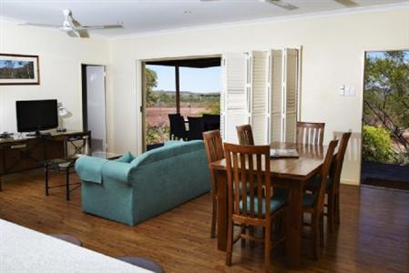 Kimberley Hotel Halls Creek