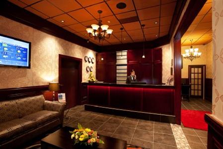 Howard Johnson North Burnabys Boutique Hotel