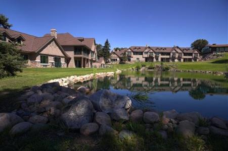 Maddens Resort on Gull Lake