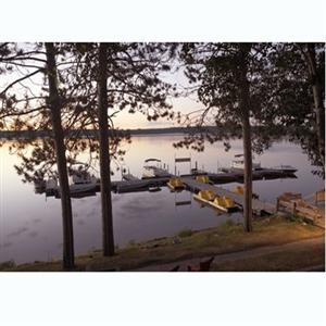 Maddens Resort on Gull Lake