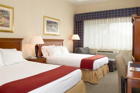 Holiday Inn Express Hauppauge