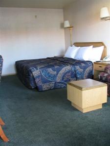 Travelodge Ambassador Strip Inn