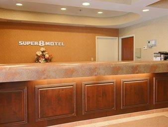 Super 8 Grayville