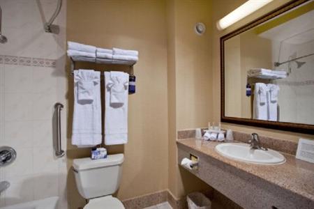 Holiday Inn Express Mira Mesa