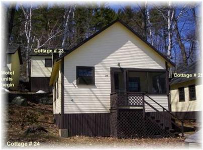 Boulders Lakefront Motel