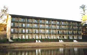 Beachfront Hotel Houghton Lake