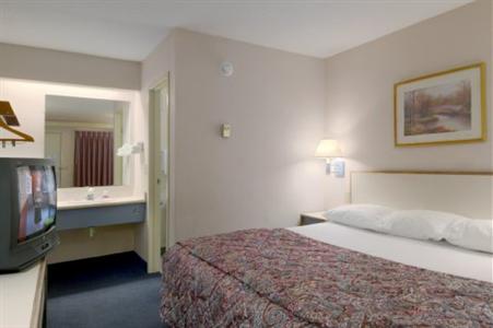 Days Inn Overland Park