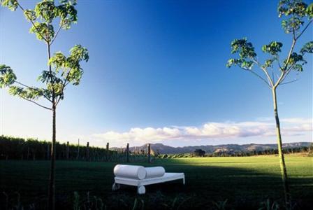 Takatu Lodge & Vineyard