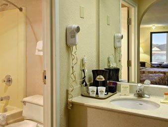 Days Inn - Goodlettsville