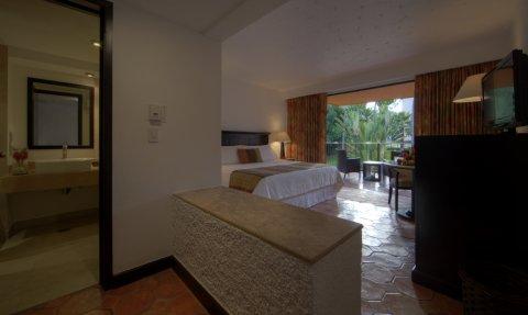 Presidente InterContinental Resort Ixtapa Zihuatanejo