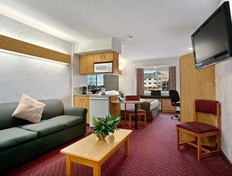 Microtel Inn & Suites Ames