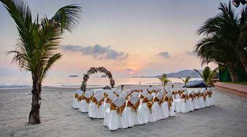 Barcelo Ixtapa Beach