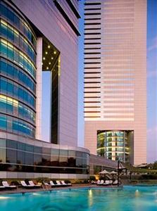 Jumeirah Emirates Towers Hotel